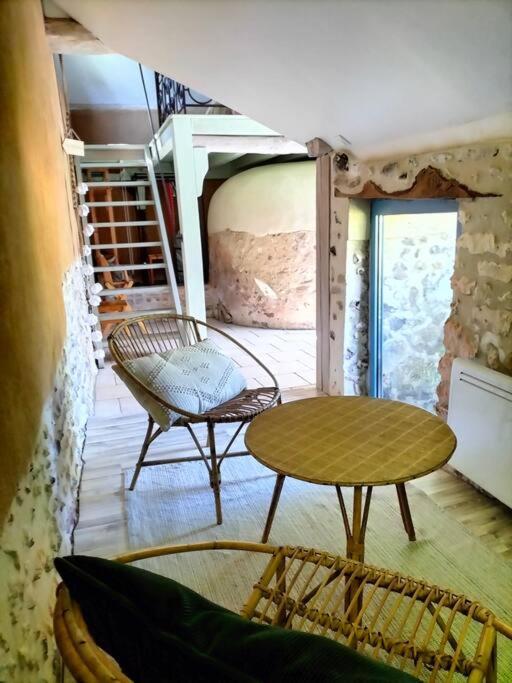 Charmante Maisonnette En Pierre Écardenville-sur-Eure Eksteriør billede